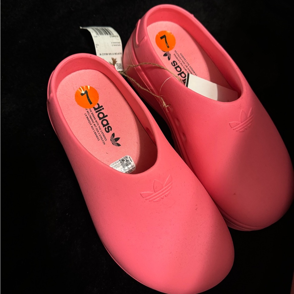 Adidas clogs